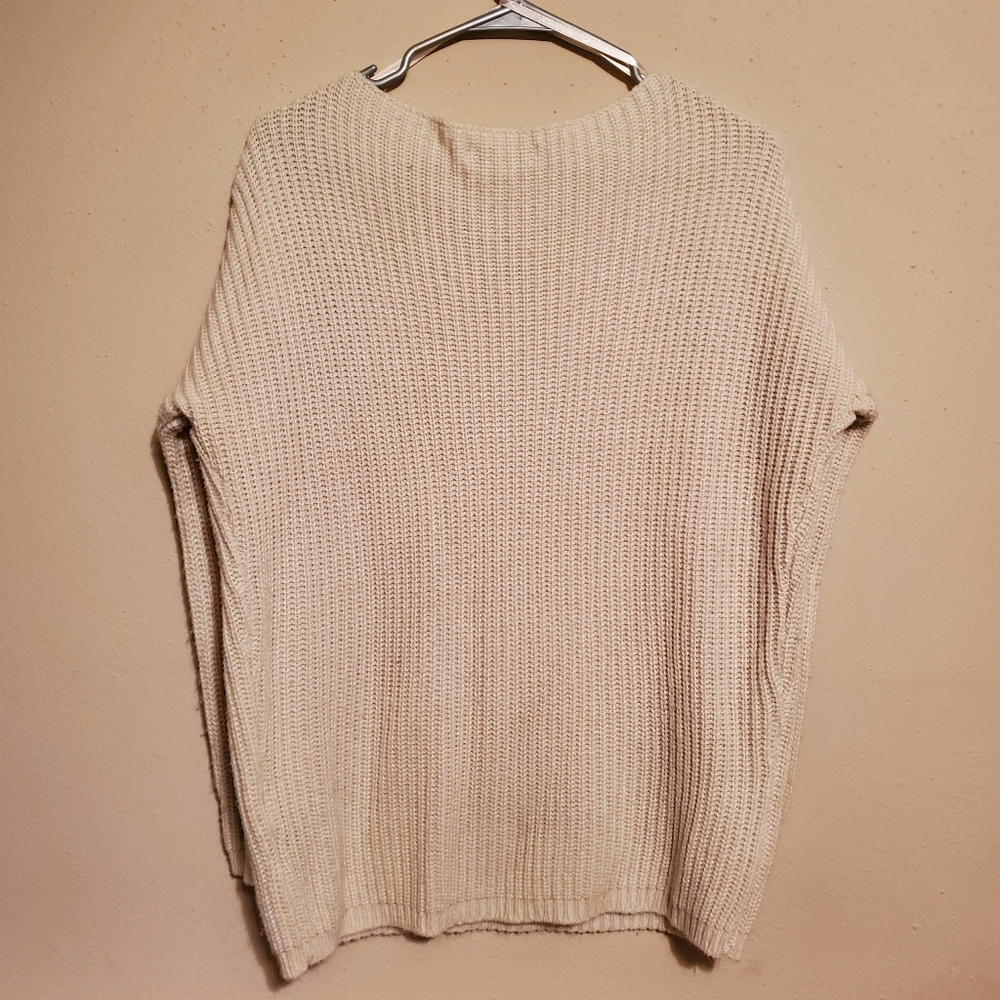 Sweater - Picture 3 of 4